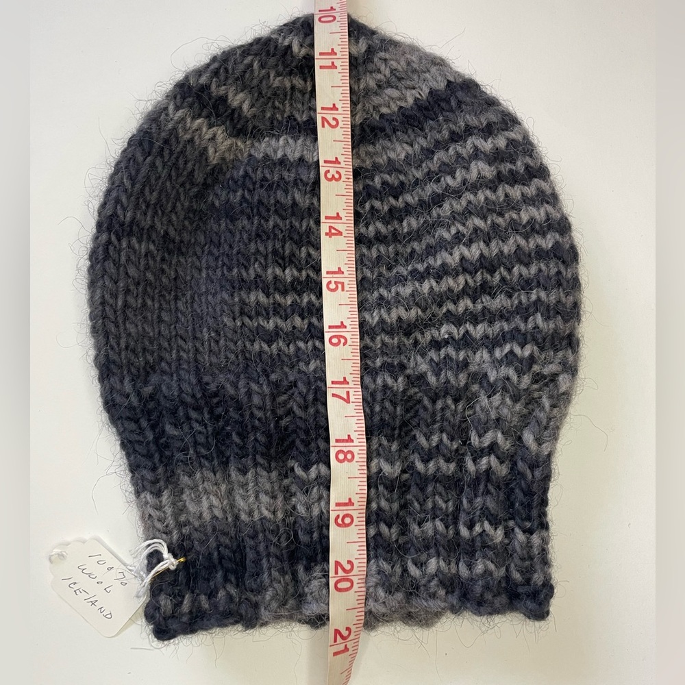 Wool Iceland handmade beanie hat - Picture 4 of 4